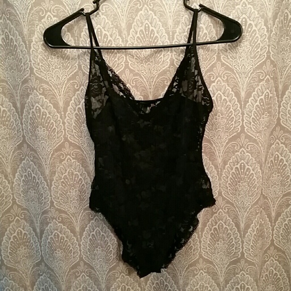 Forever 21 Other - Black lace bodysuit